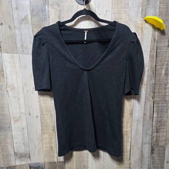 Free People FP Ellery Scoop Neck Shirt Pleated Short Puff Sleeve Blouse Charcoal - Picture 2 of 5